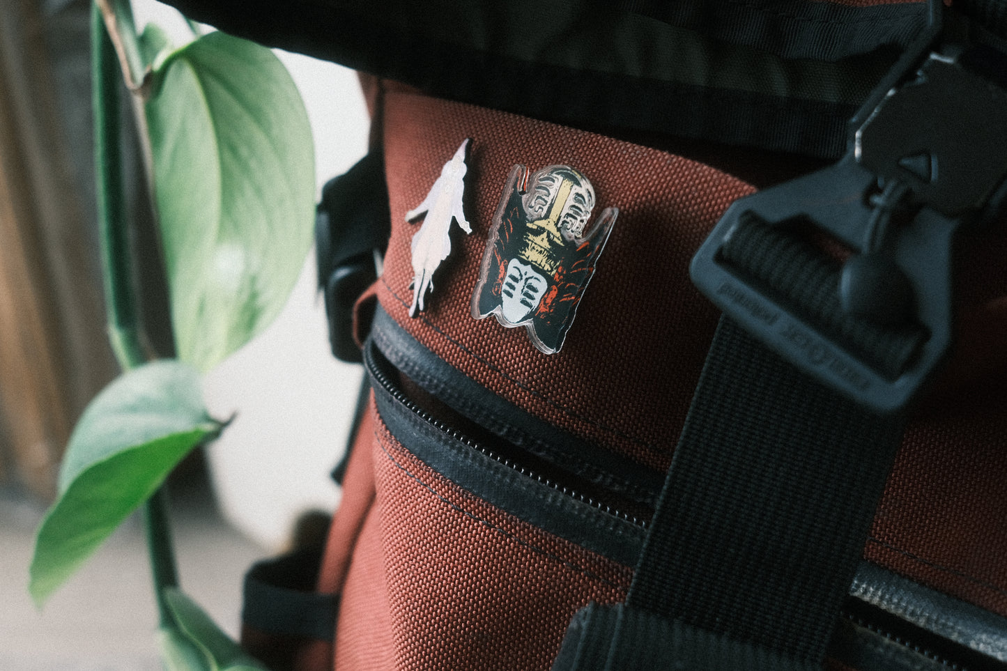 Formless Pin